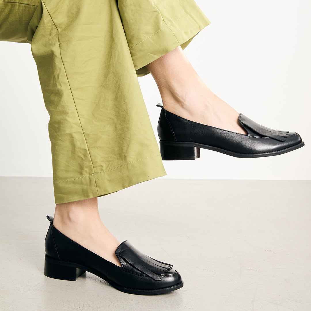 Loafer Girlboss Black