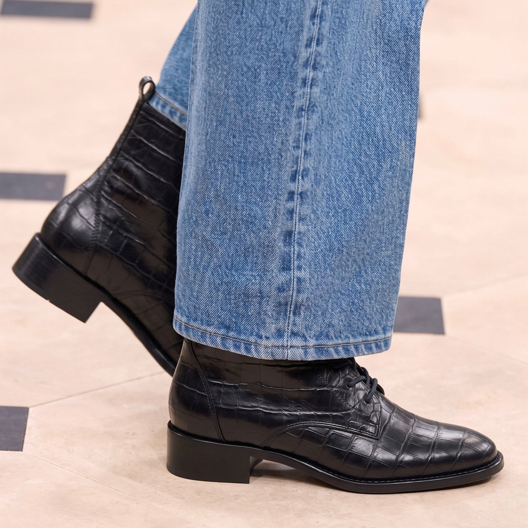 Bota Firenze Croco Black