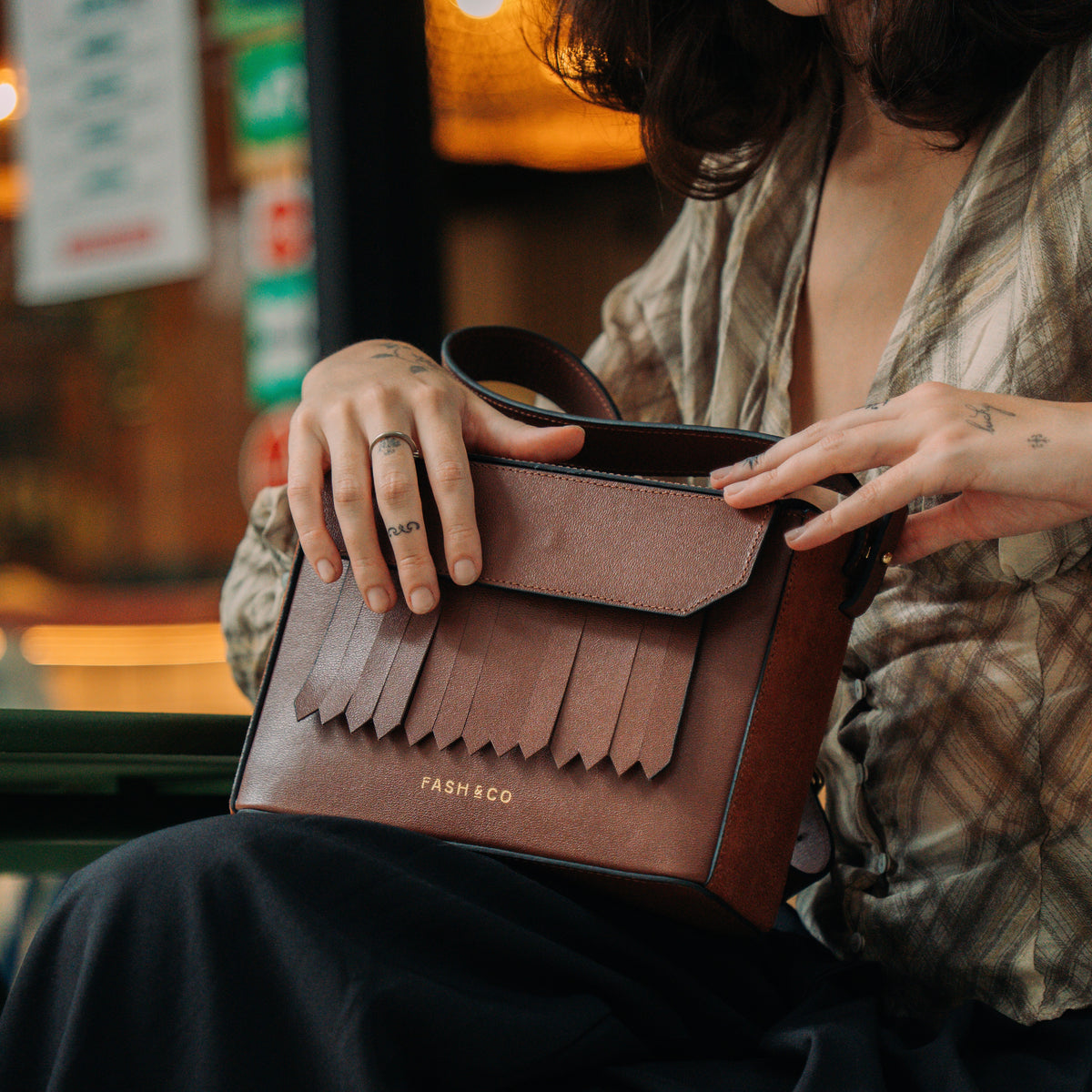 Bolsa de Couro Fringe Coffee
