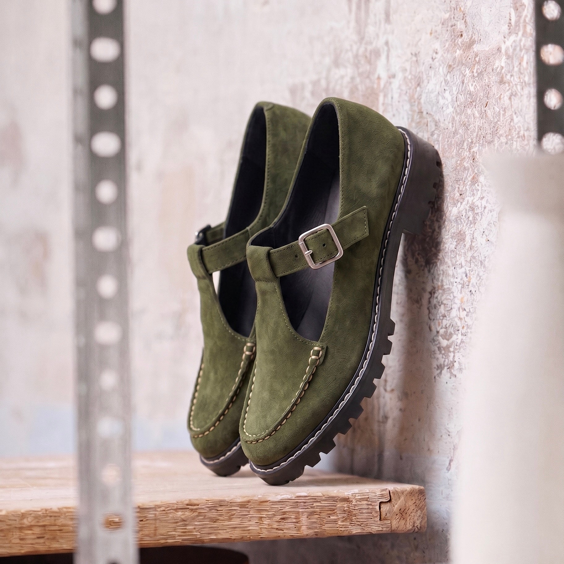 Sapato Mary Jane Olive