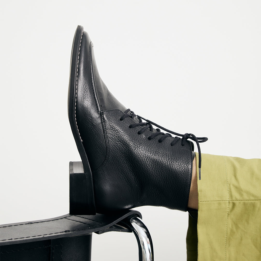 Bota Midnight Black