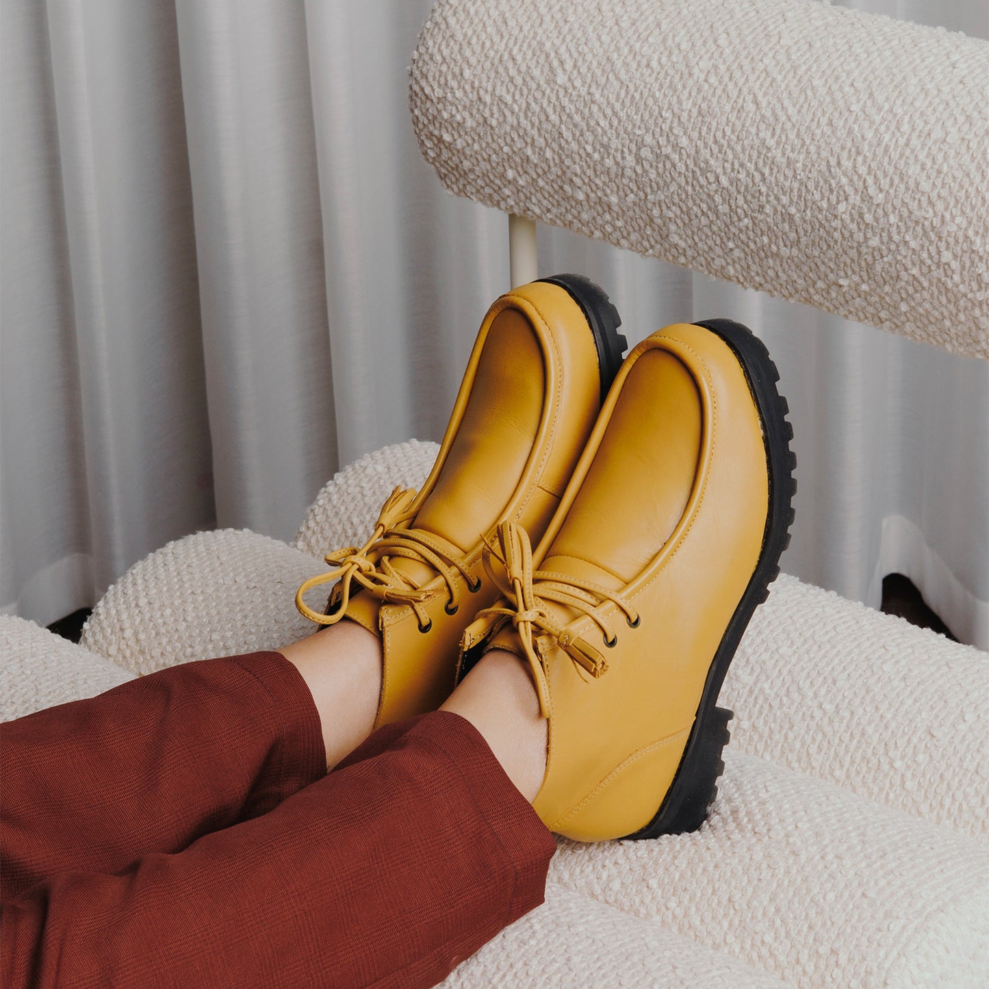 Bota Downtown Mustard