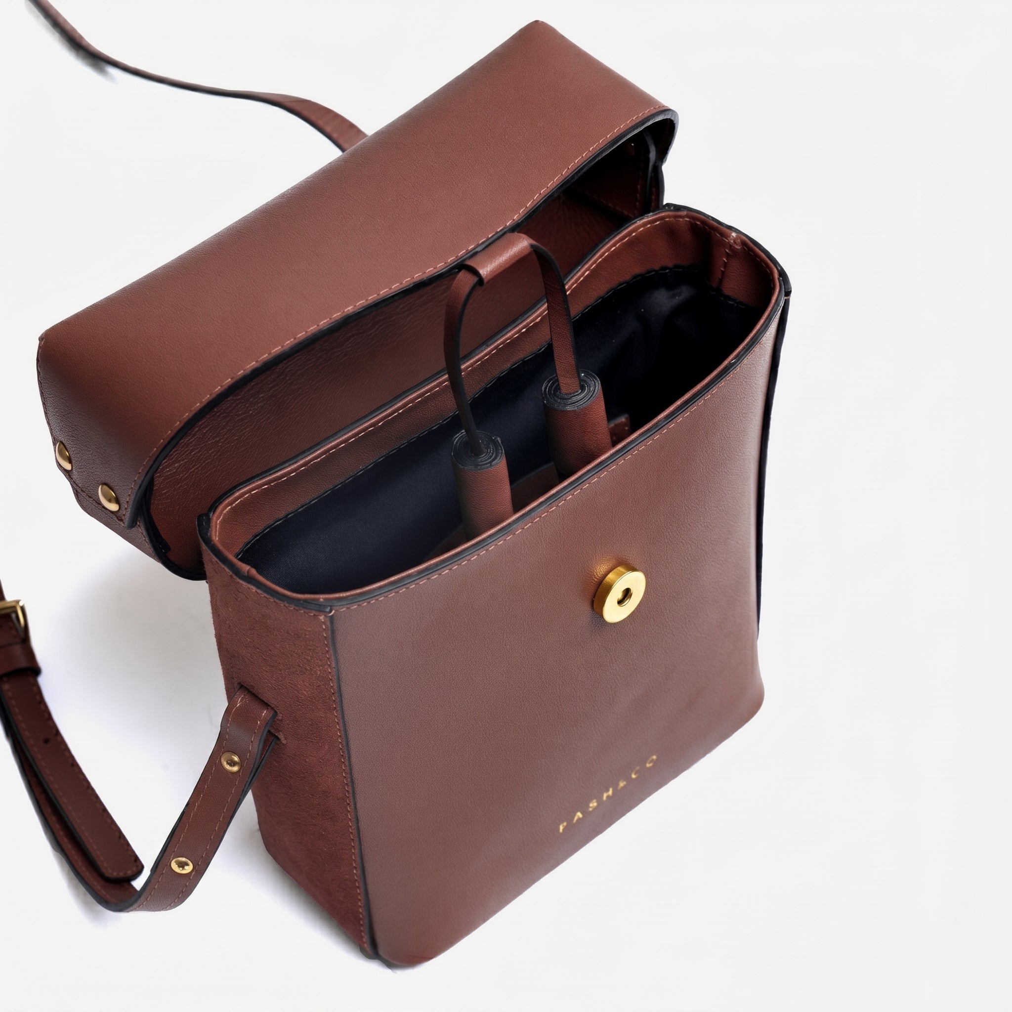 Bolsa Mini de Couro Cosmopolitan Coffee