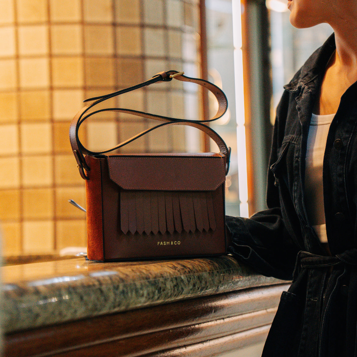 Bolsa de Couro Fringe Coffee