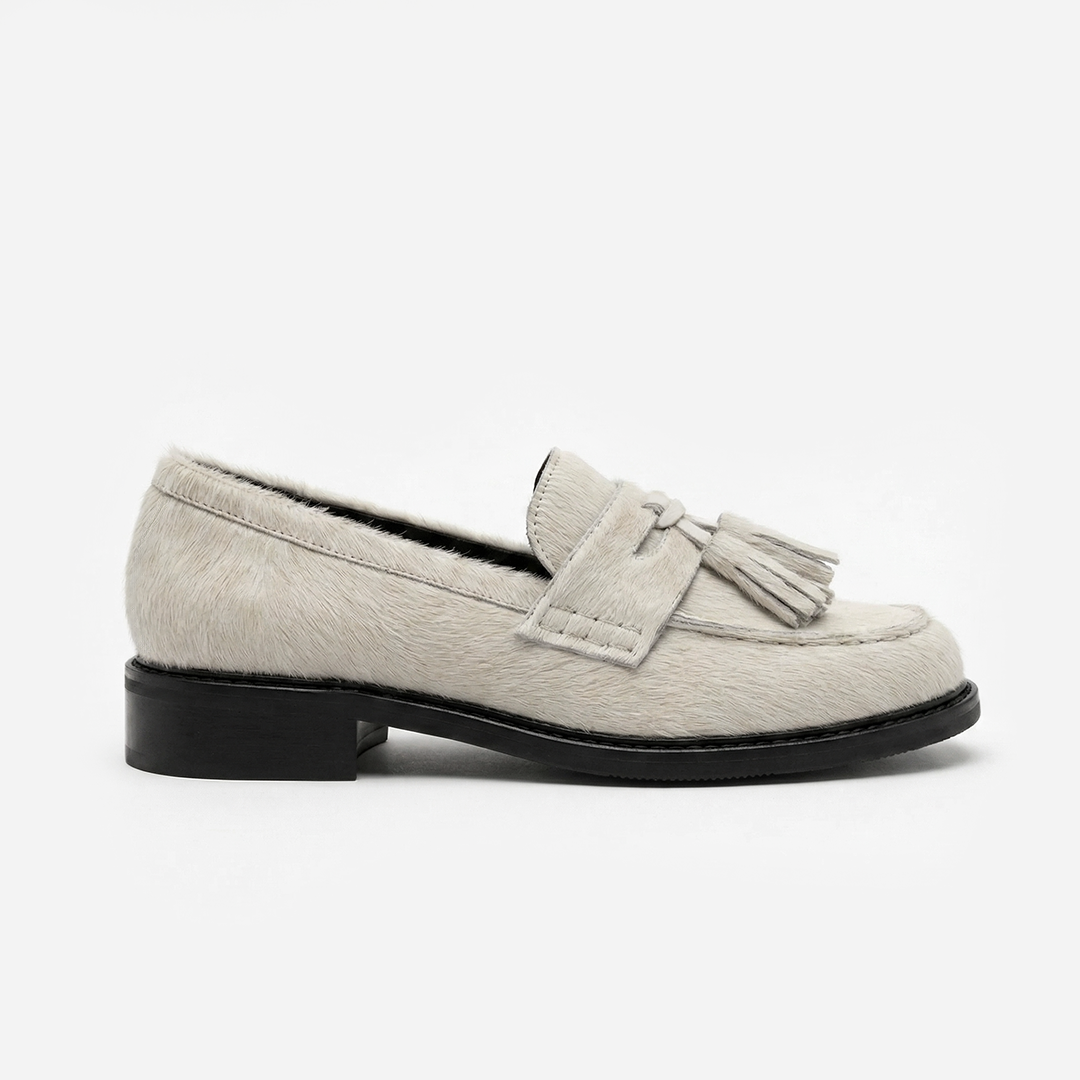 Loafer Penny Couro Pelo Off White