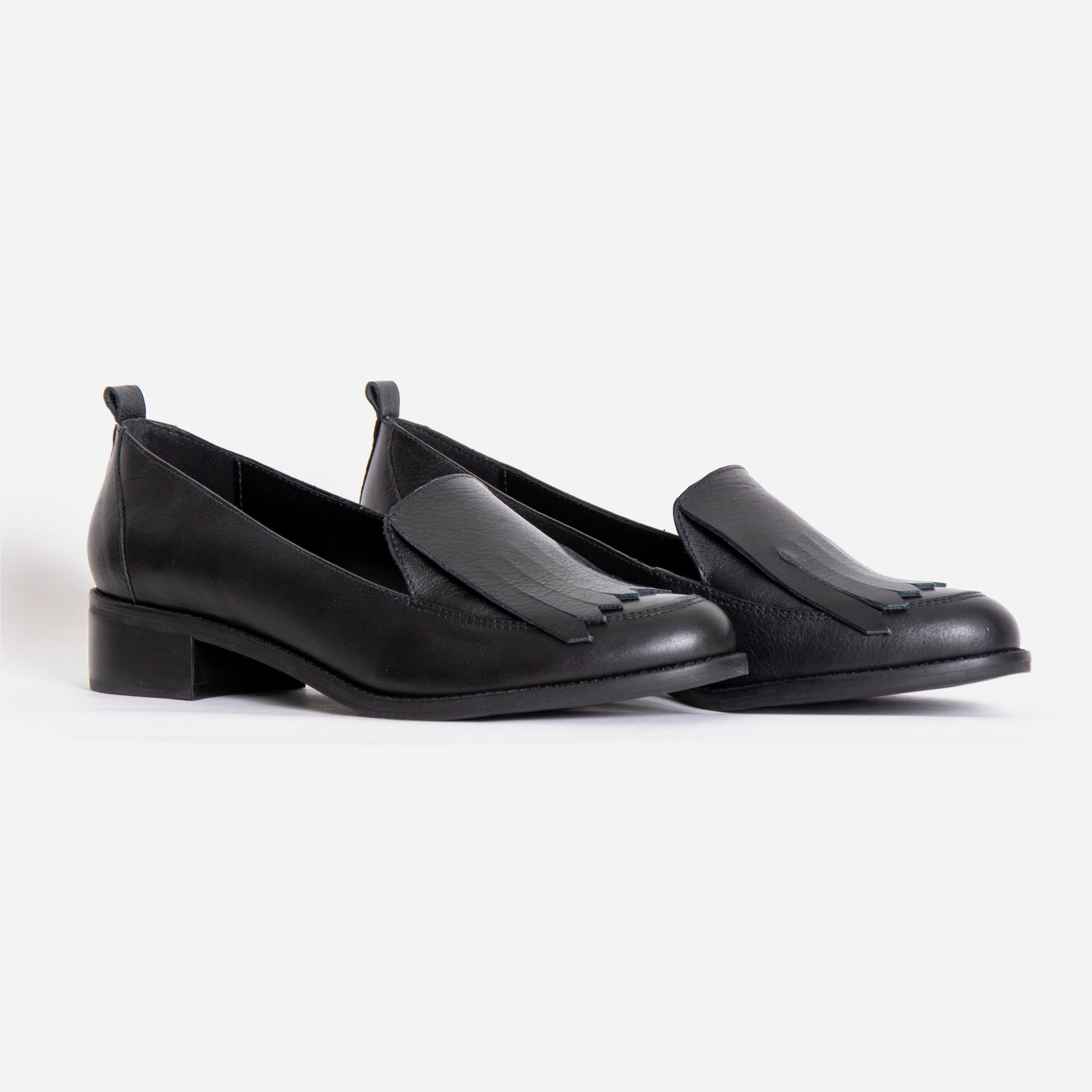 Loafer Girlboss Black